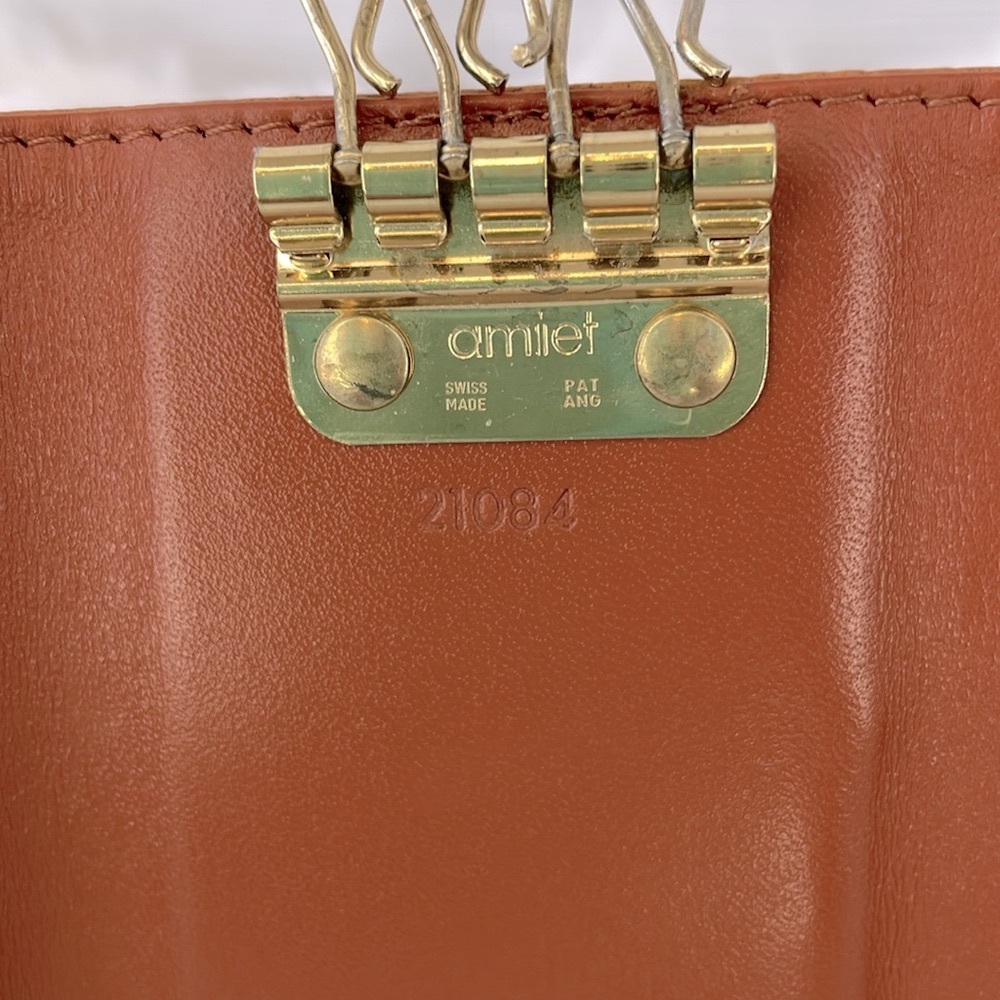 MCM Visetos 4 Key Holder - Picture 10 of 12
